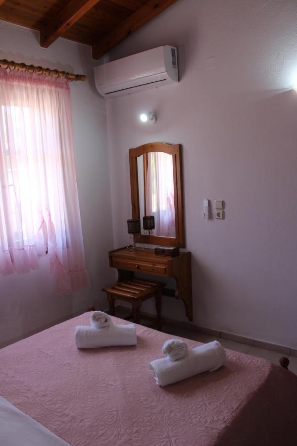 Anastazia Paradise Kolios Bagian luar foto