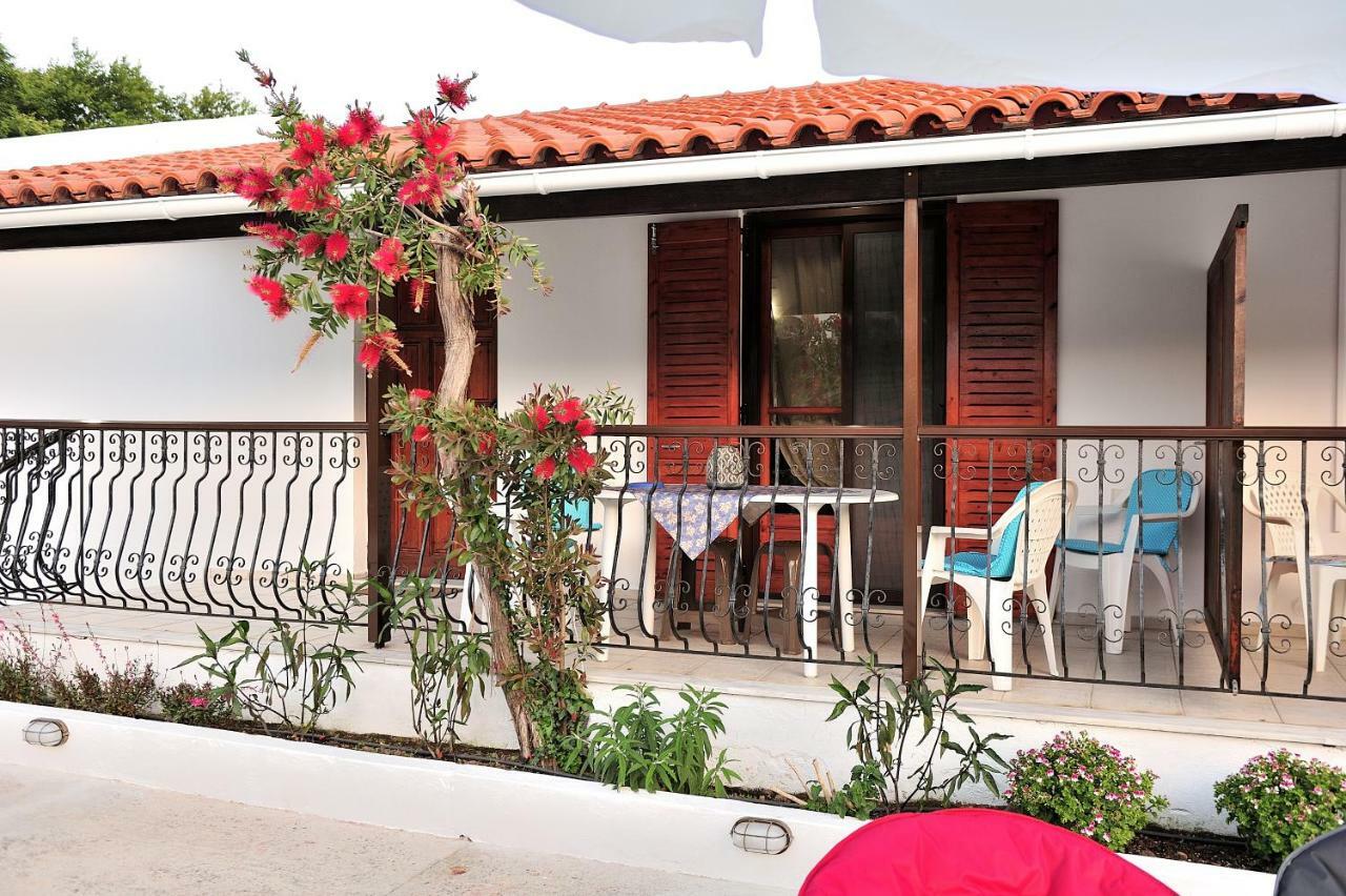 Anastazia Paradise Kolios Bagian luar foto