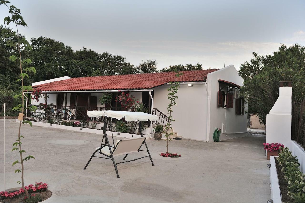 Anastazia Paradise Kolios Bagian luar foto
