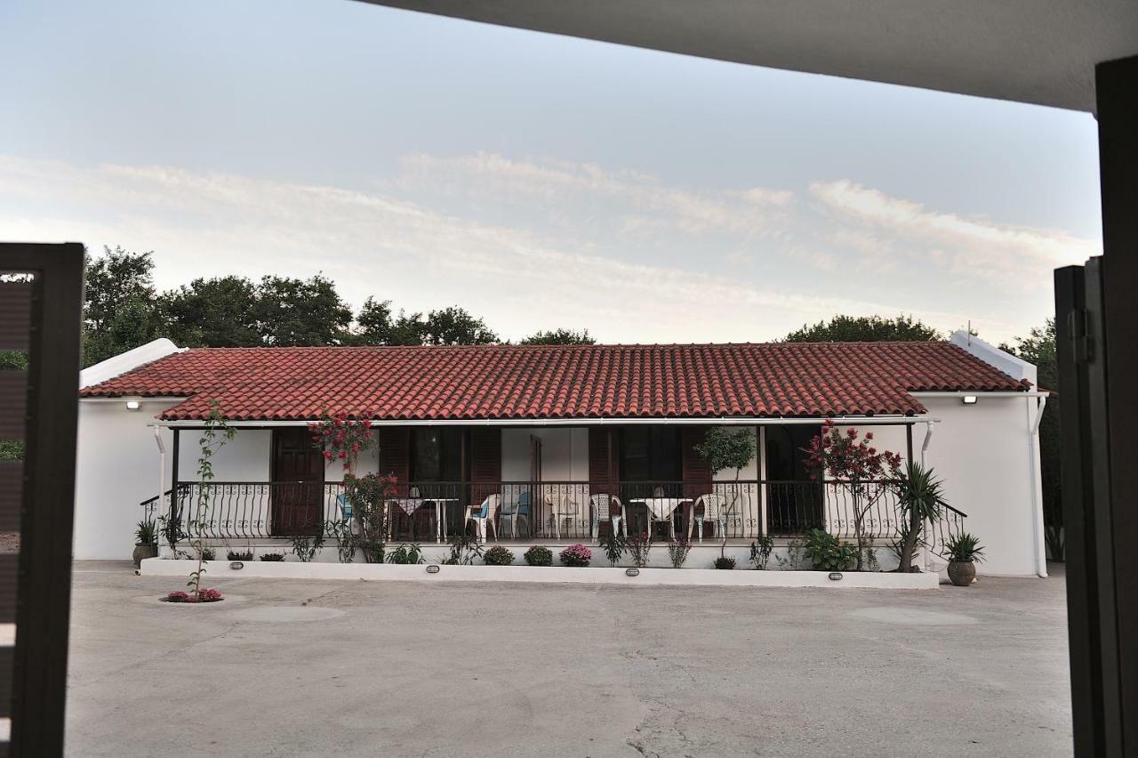 Anastazia Paradise Kolios Bagian luar foto